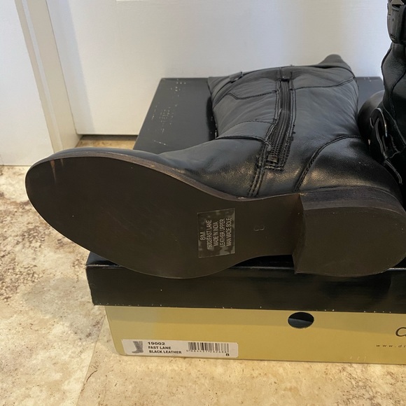 Diba Fast Lane Knee-High Boots - Picture 7 of 8